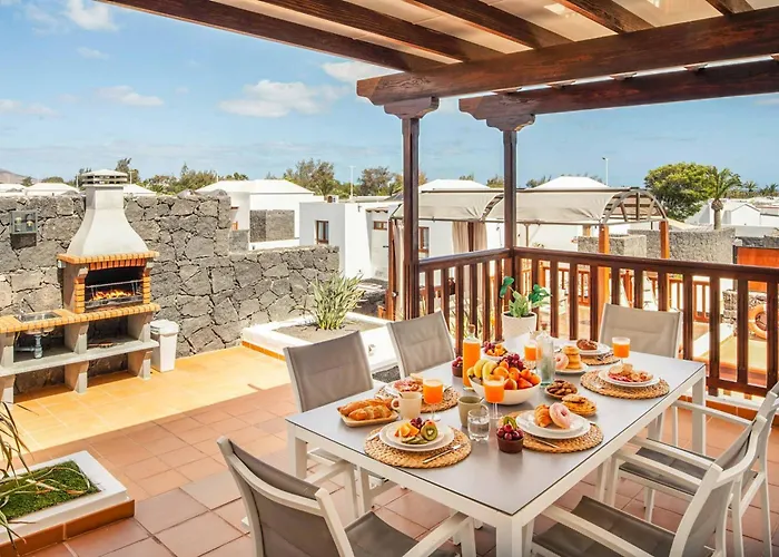 Villa Vista Lobos 61 *